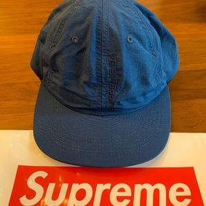Supreme Tonal Vertical Logo 6-Panel